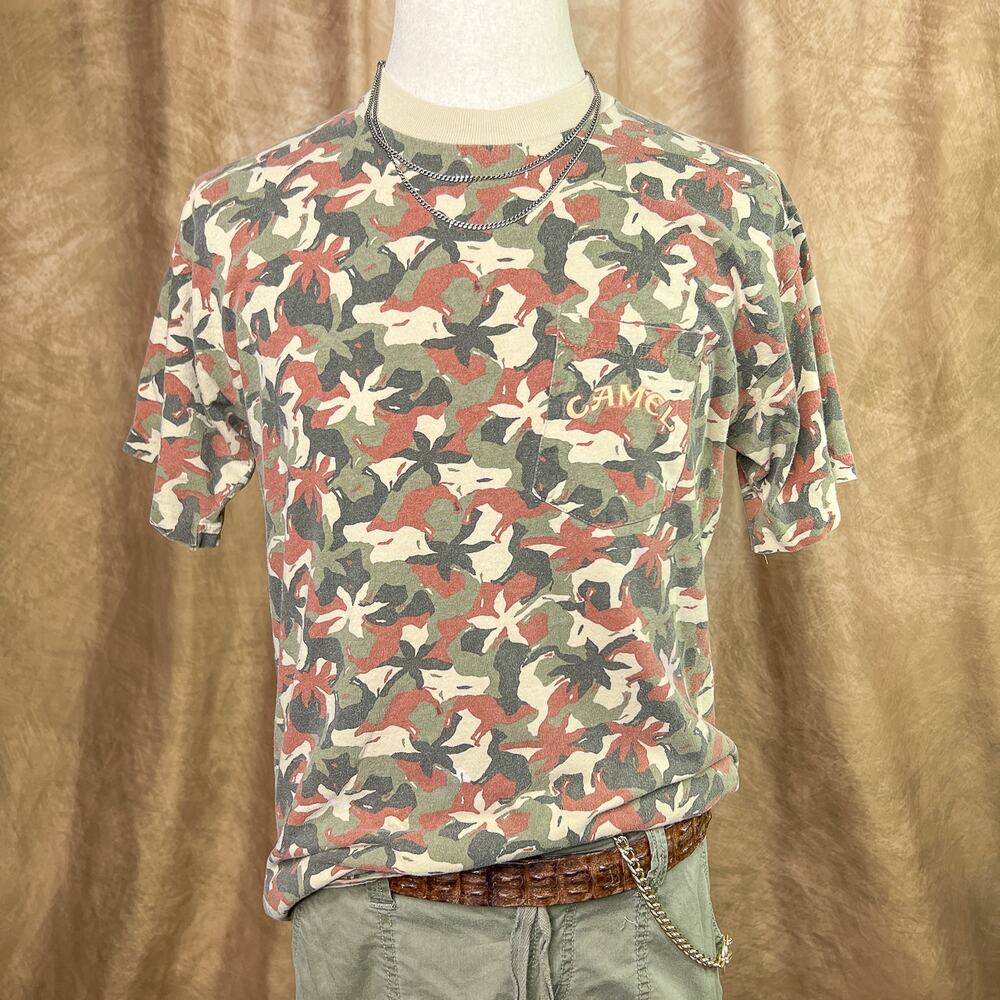 Vintage Joe Camel T-Shirt  90s Camouflage Multicolor Graphic Tee Short Sleeve